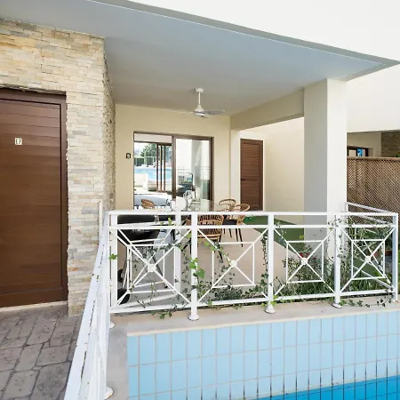 Holiday home Sanders Aqua Park - Precious 3-bedroom Holiday With Shared Pool Limassol